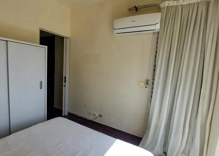 Apartmanhotel Porto 2 Bed And Private Garden-pool View 3*