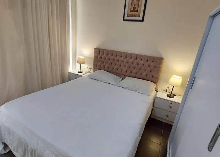 Porto 2 Bed And Private Garden-pool View Apartmanhotel 3*