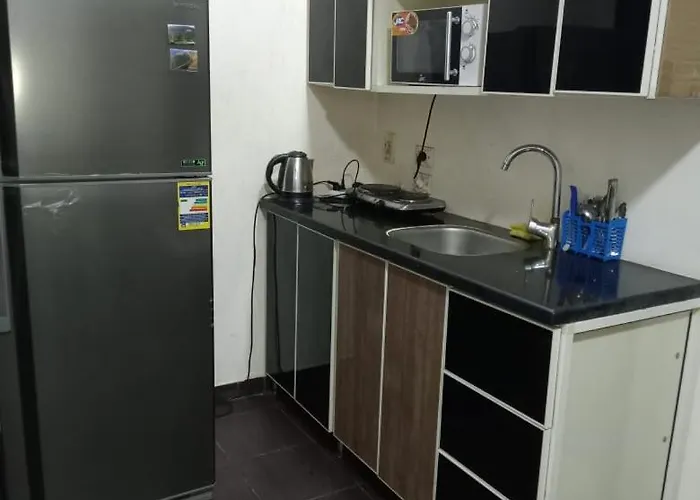 Apartmanhotel Porto 2 Bed And Private Garden-pool View