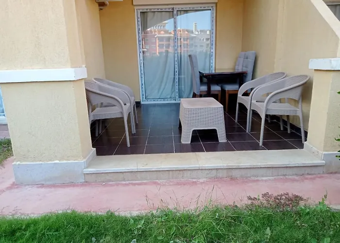 Porto 2 Bed And Private Garden-pool View