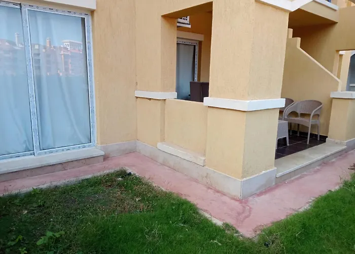 Porto 2 Bed And Private Garden-pool View Apartmanhotel 3*